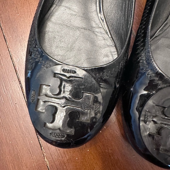 Tory Burch Minnie Flat - Picture 2 of 6